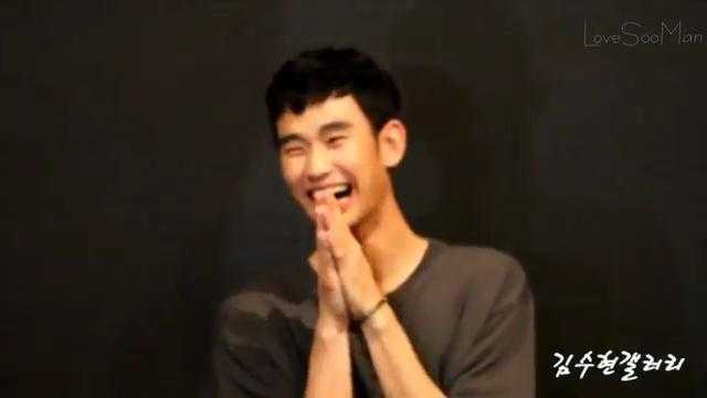 Clip: Sao Hàn 'hâm hâm' khiến người hâm mộ chao đảo