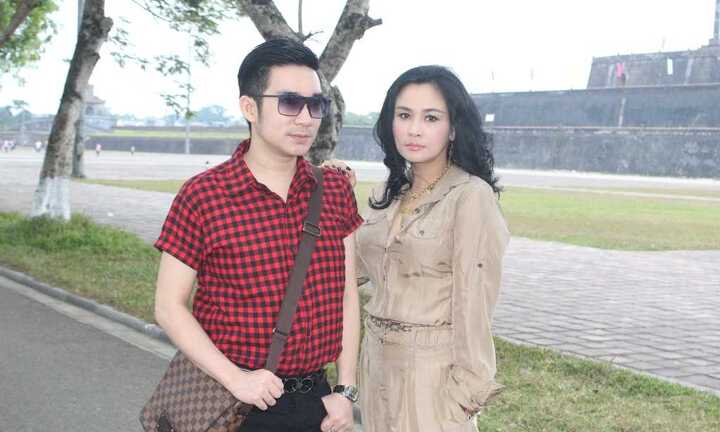 Tuấn Ngọc từ Mỹ trở về tham gia show của Quang Hà