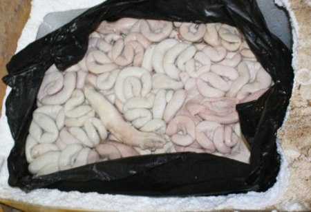 Tràng thối, lòng lẫn phân: Dân nhậu vẫn chén tì tì