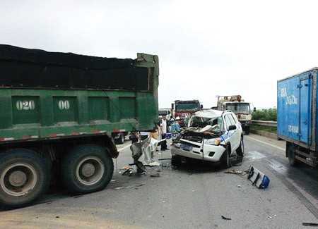 Đẫm nước mắt tiếc thương 3 CSGT tử nạn trên cao tốc