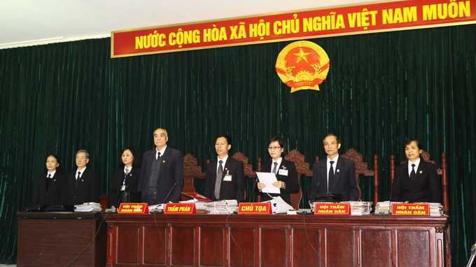 Tóm gọn thư ký tòa án đang nhận tiền 'chạy án'