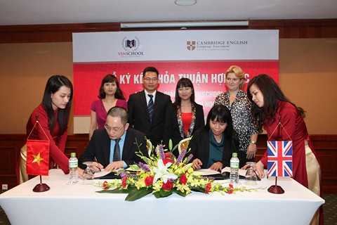 Cambridge và Vinschool chuẩn hóa chương trình dạy tiếng Anh