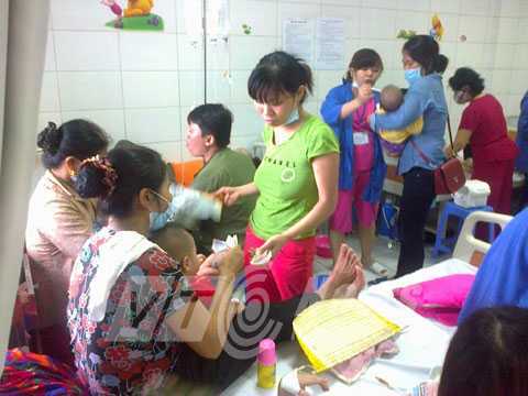 Thêm 2 trẻ tử vong liên quan đến sởi