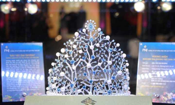 Lộ diện vương miện đắt giá nhất Việt Nam