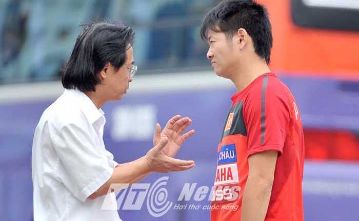 Văn Quyến: Tháng ngày đau đớn đưa cha hồi hương