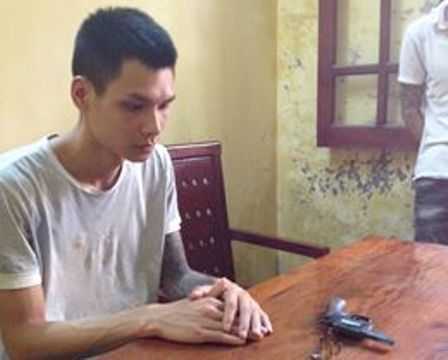 Bị truy đuổi, rút súng xả đạn giữa thủ đô