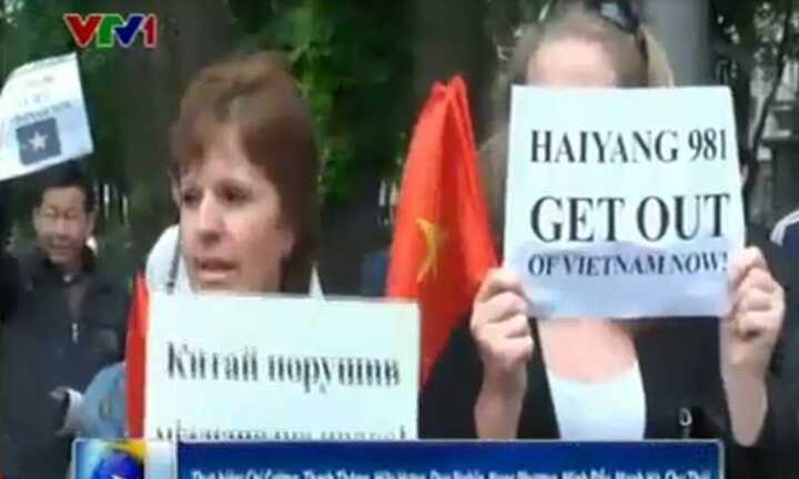 Clip: Việt kiều và bạn bè quốc tế lên án hành động của TQ