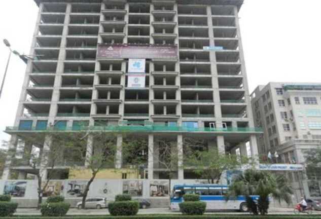 Bắt nhóm đánh bạc trong dự án chung cư ‘dát vàng'