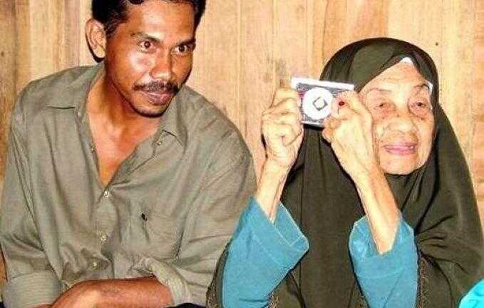 Tuyệt chiêu mê hoặc đàn ông của bà lão trăm tuổi có 23 đời chồng