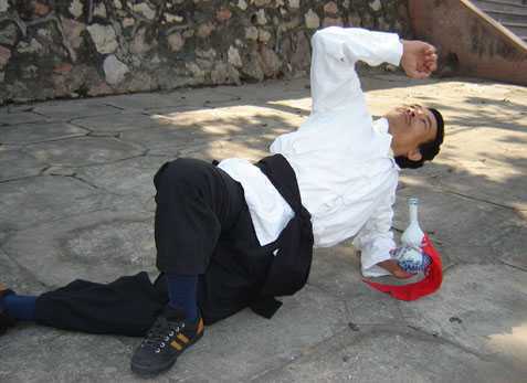 Đi tìm sự thật môn võ phải uống rượu say ngất ngưởng