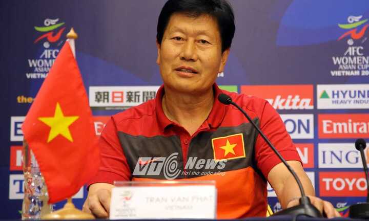 Chia tay HLV Trung Quốc, VFF mời thày Nhật