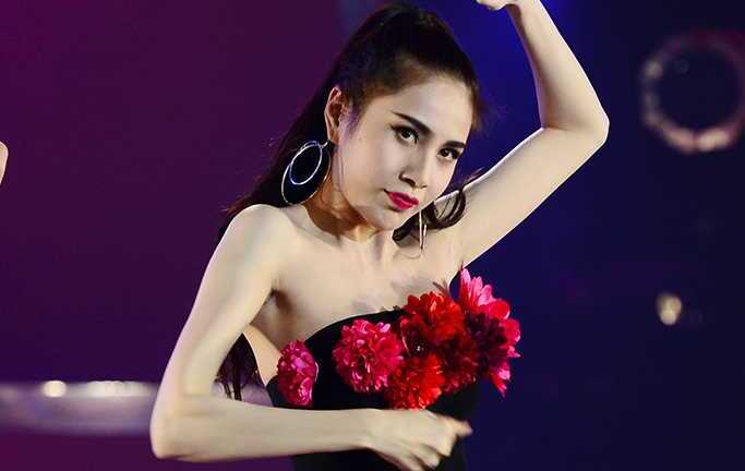 Thuỷ Tiên hát về mưa trong 'Câu chuyện âm nhạc' tháng 6