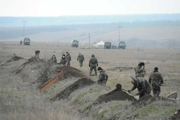 Ukraine tuyên bố đóng cửa toàn bộ biên giới với Nga