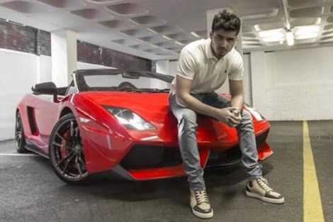 Giàu và chảnh, thiếu gia 9x bị đốt 4 siêu xe