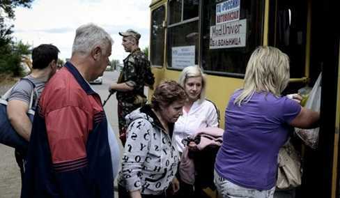 Người miền đông Ukraine tiếp tục cầu cứu Nga