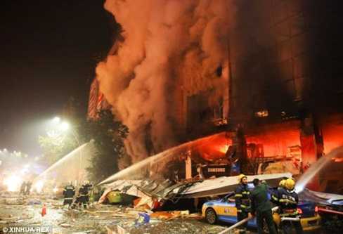 Nổ lớn ở kho vũ khí Trung Quốc, nhiều binh lính thiệt mạng