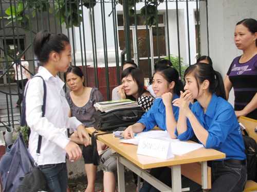 Hơn 3.000 chỗ ở miễn phí cho sĩ tử tại Hà Nội