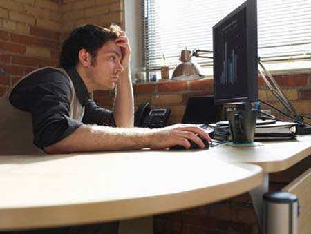 Sức khỏe quý ông rệu rã vì World Cup