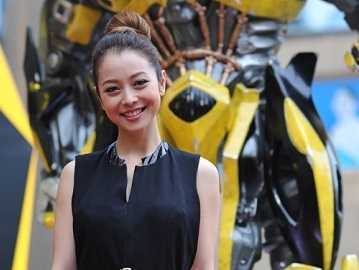 Jennifer Phạm kín đáo vẫn xinh đẹp và quyến rũ