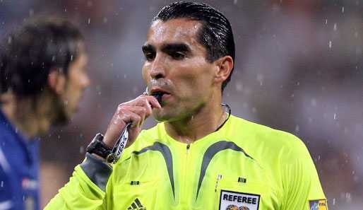 Italia bị loại: Chết bởi ác quỷ Dracula