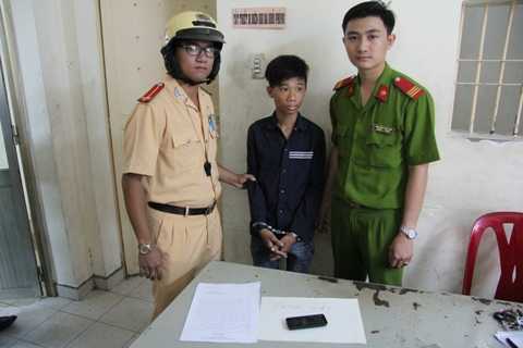 Cảnh sát giao thông Sài Gòn liên tiếp bắt cướp