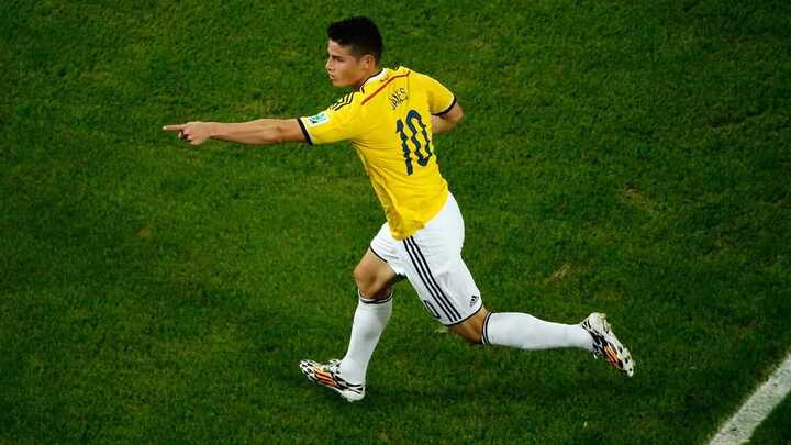 James Rodriguez: Thần đồng làm lu mờ Messi, Neymar
