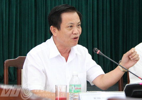 Bí thư Đà Nẵng: Khoan phạt người đội mũ bảo hiểm rởm