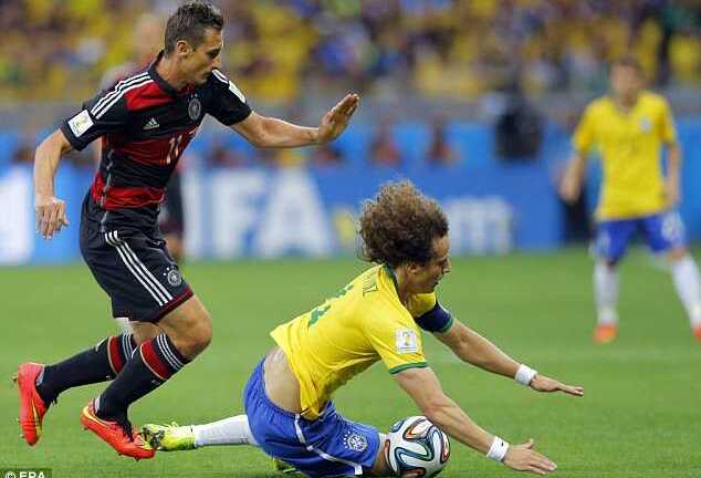 Đức, Brazil rủ nhau xô đổ hàng loạt kỷ lục