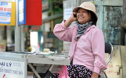 Giá xăng, cước di động và con sóng ngược ngày 7/7