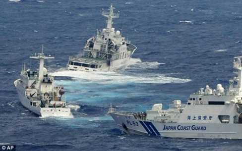 Diễn giải lại Hiến pháp, Nhật có ngăn được tham vọng của Trung Quốc?