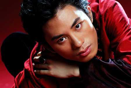 Tùng Dương mê đắm dưới bàn tay nhạc trưởng Nhật Bản