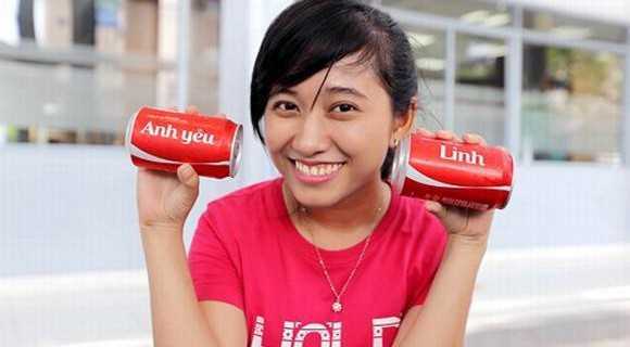 Chiêu kiếm tiền nhờ 'ăn theo' trào lưu chế tên lên lon Coca