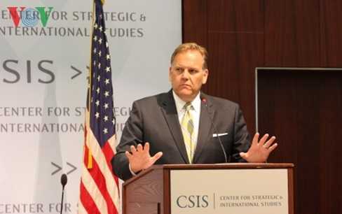 Sếp tình báo hạ viện Mỹ kêu gọi quyết liệt với Trung Quốc