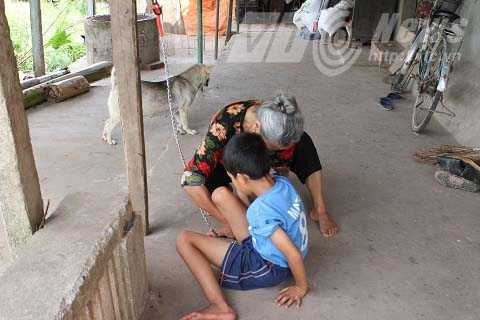 Đau lòng gia cảnh khốn khó của chiến sĩ Trường Sa