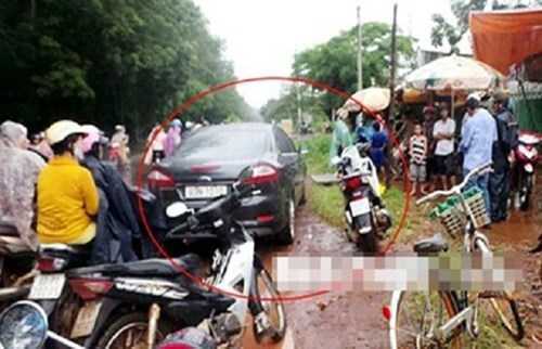 Đại gia Việt tai tiếng, bẽ mặt vì... hám gái