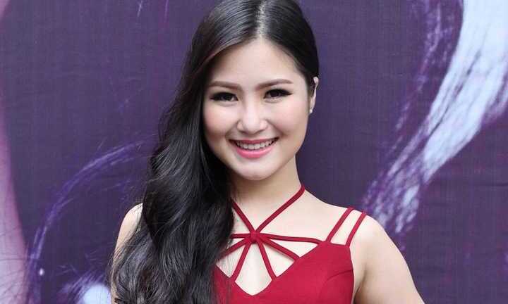 Hương Tràm về 'chung nhà' với Đan Trường