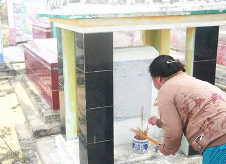 Chuyện người phụ nữ chôn nhầm chồng trong bão Chanchu