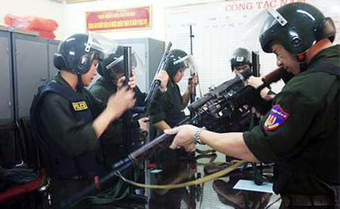 Cuộc tiêu diệt hai tên cướp bằng xe bọc thép ở Bắc Giang