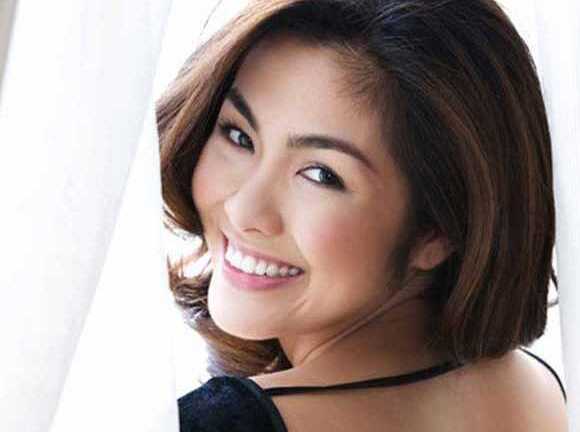 Danh xưng 'ngọc nữ' làm Hà Tăng khốn khổ