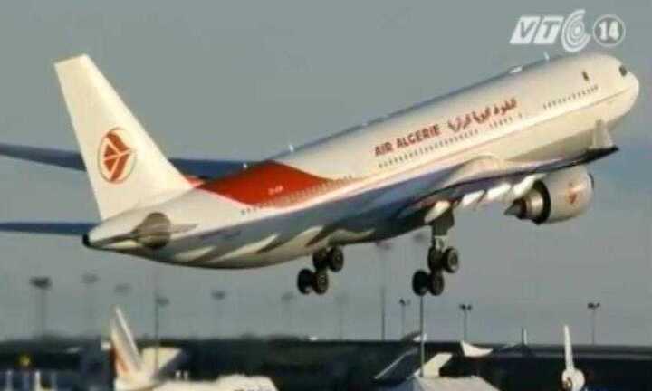 Toàn cảnh vụ máy bay Algeria mất tích rồi lao xuống đất
