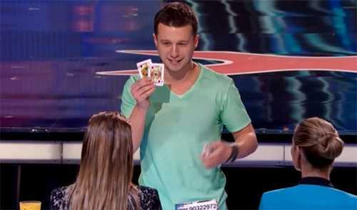 Màn ảo thuật tráo bài chấn động nước Mỹ