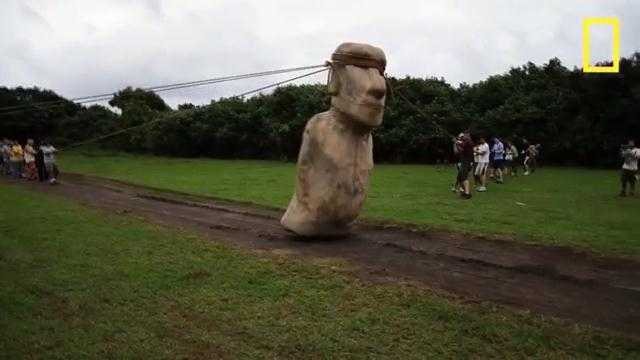 Bí ẩn pho tượng cổ biết đi