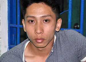 Nhân viên cứu hộ resort kiêm cướp giật tài sản