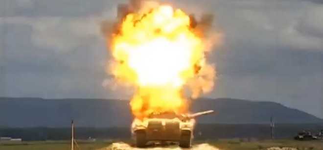 Xem tên lửa nã nát xe tăng nặng 40 tấn