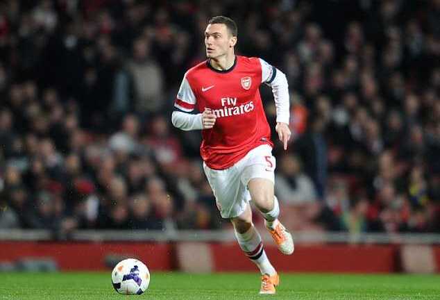 Không chịu hi sinh, Man Utd mua hụt đội trưởng Arsenal