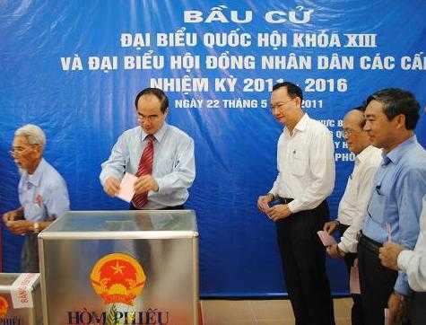 Không quy định người ứng cử tự vận động bầu cử