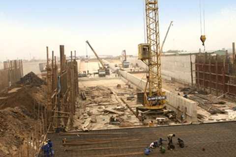 Doanh thu giảm mạnh, khéo co kéo, Vinaconex vẫn lãi lớn