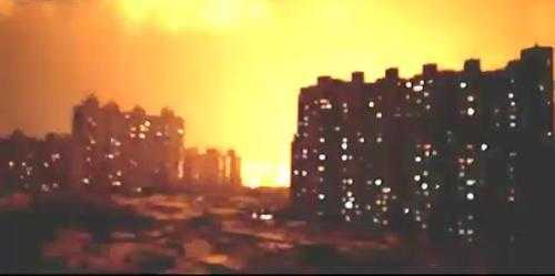 Xem lại những khoảnh khắc phố xá nổ tung như ngày tận thế ở Đài Loan