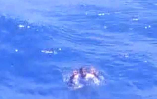 Điều tra video bắn chết nhiều người dã man trên biển