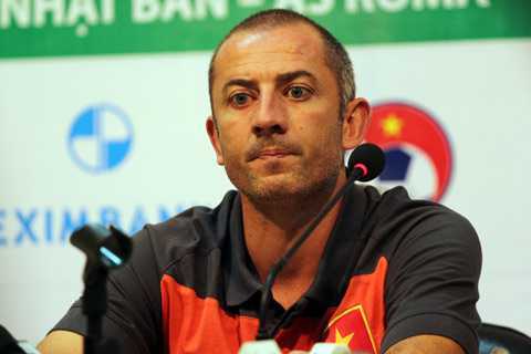 'Báu vật' bầu Đức đá V-League, thầy Giôm nói gì?